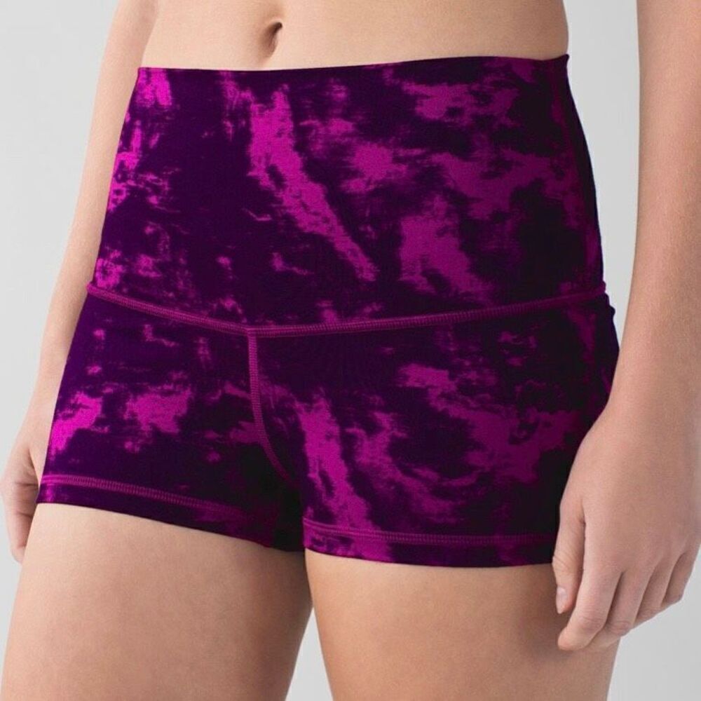 Lululemon Boogie Short *Full-On Luon (Roll Down) Bike Shorts Purple size 4